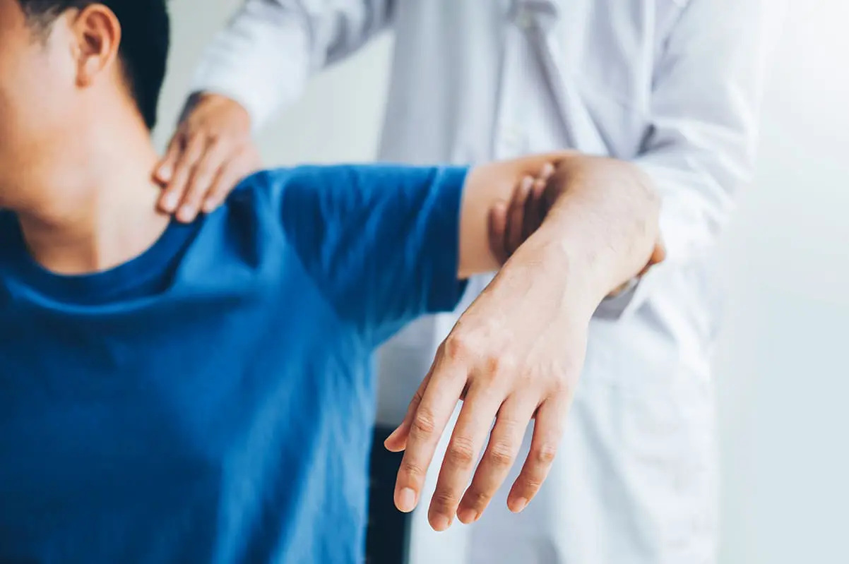 /high-power-laser-therapy-treatment-compared-to-simple-segmental-physical-rehabilitation-in-whiplash-injuries/